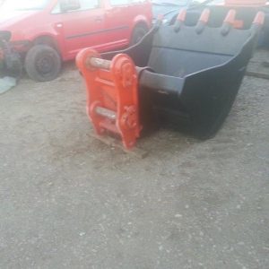 38 Ковш экскаватора с быстроразъемным соединением