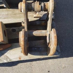 Mechaninė ekskavatoriaus jungtis